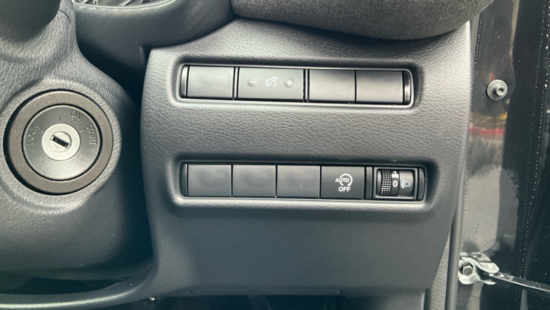 Nissan Juke 1.0 DiG-T Acenta Premium 5dr Petrol Hatchback